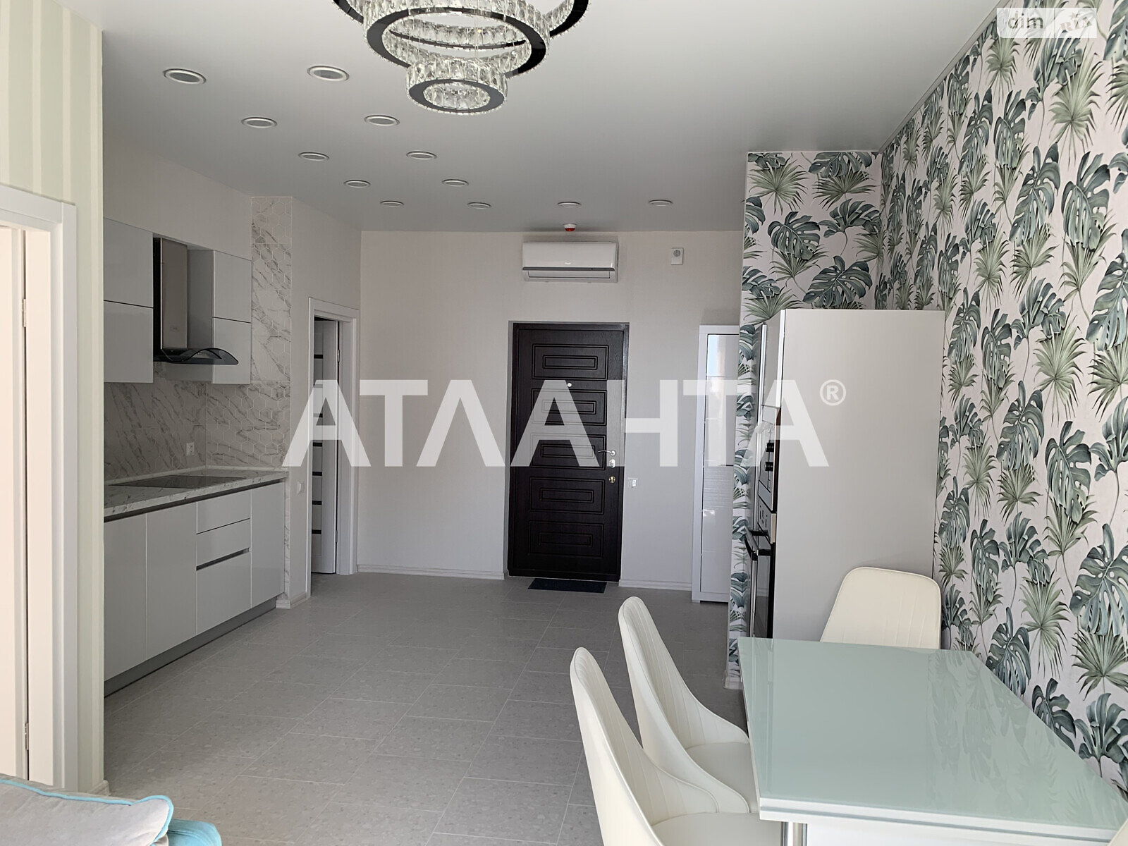 Продажа двухкомнатной квартиры в Одессе, на ул. Генуэзская, район Аркадия фото 2 Продажа двухкомнатной квартиры в Одессе, на ул. Генуэзская, район Аркадия фото 2
