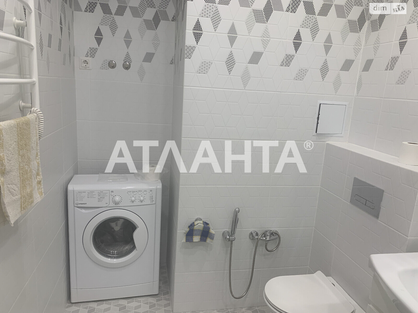 Продажа двухкомнатной квартиры в Одессе, на ул. Генуэзская, район Аркадия фото 2 Продажа двухкомнатной квартиры в Одессе, на ул. Генуэзская, район Аркадия фото 2