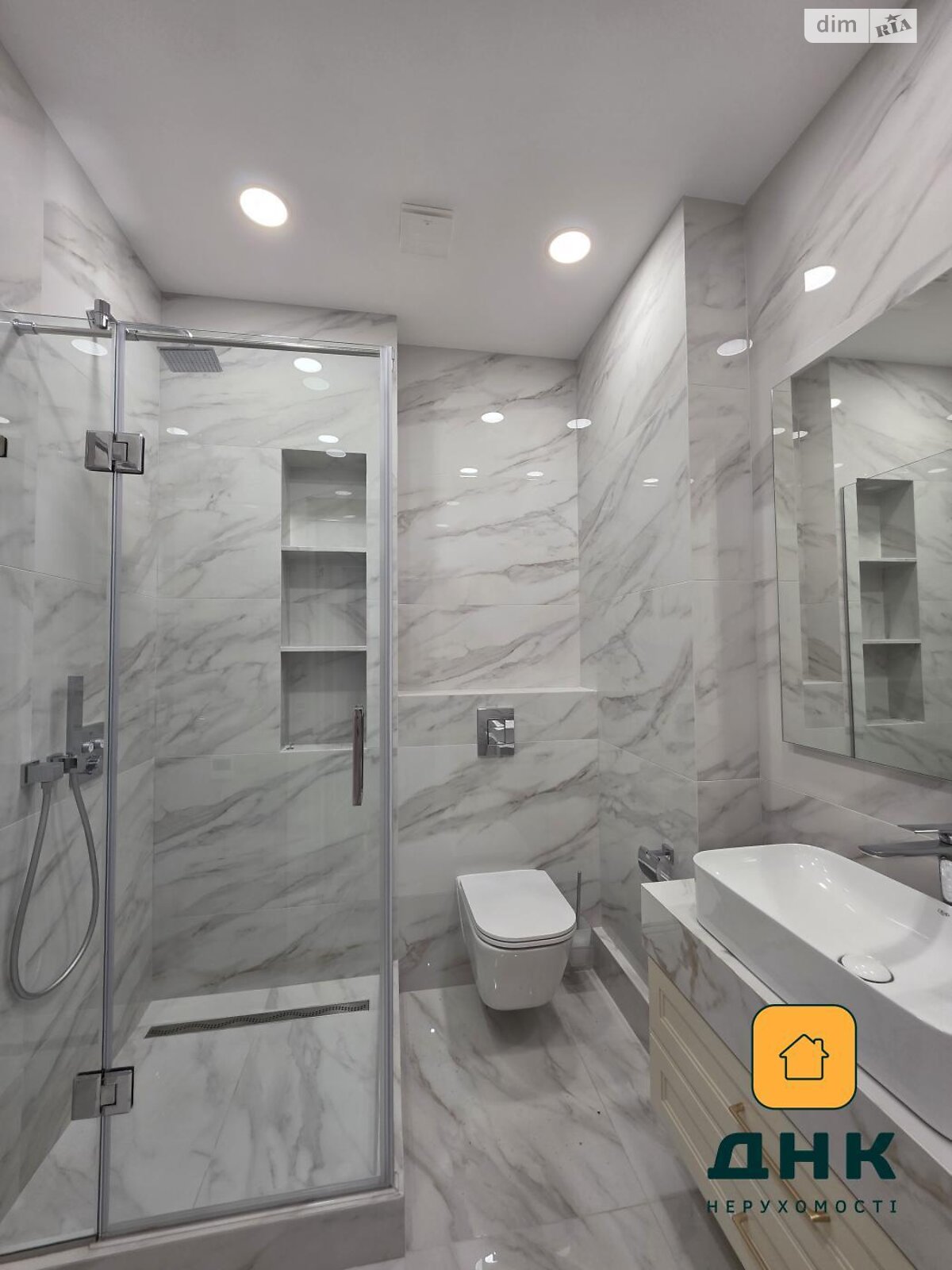 Продаж однокімнатної квартири в Одесі, на вул. Генуезька 1Е, район Аркадія фото 1 Продаж однокімнатної квартири в Одесі, на вул. Генуезька 1Е, район Аркадія фото 1