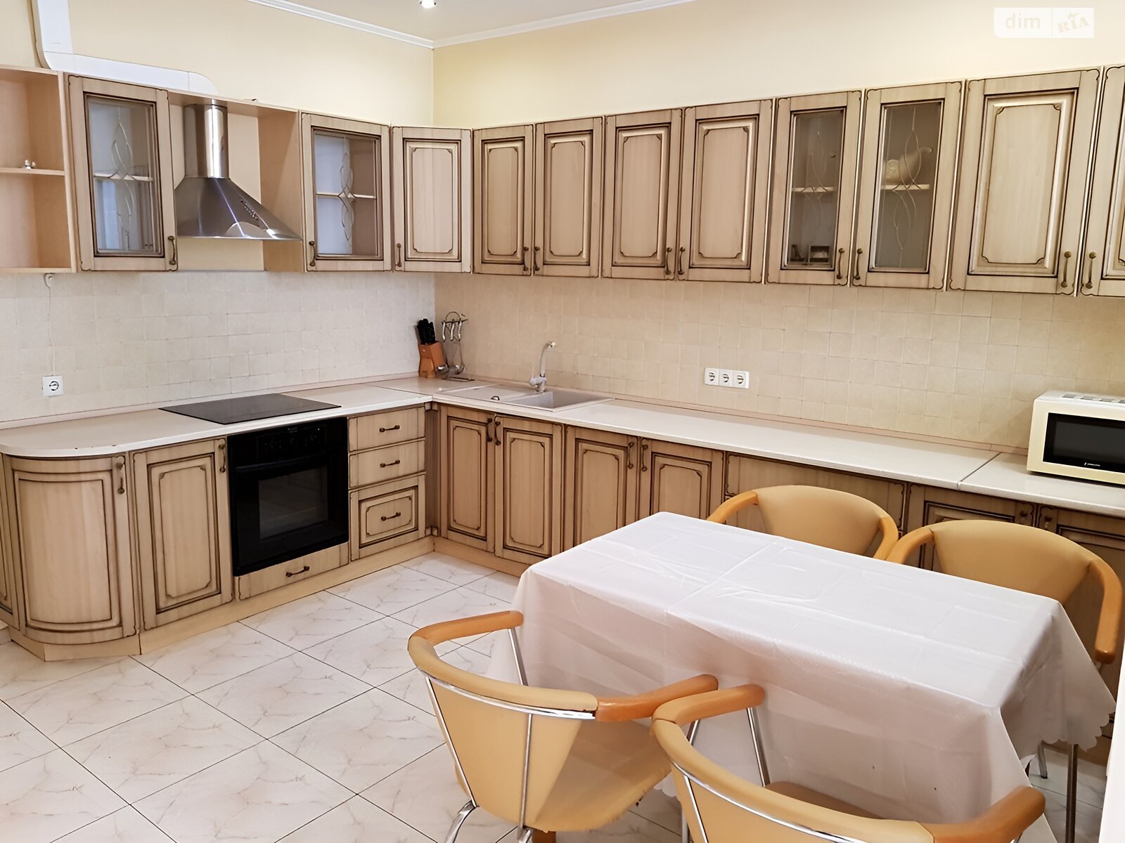 Продажа двухкомнатной квартиры в Одессе, на ул. Генуэзская 5, район Аркадия фото 1 Продажа двухкомнатной квартиры в Одессе, на ул. Генуэзская 5, район Аркадия фото 1