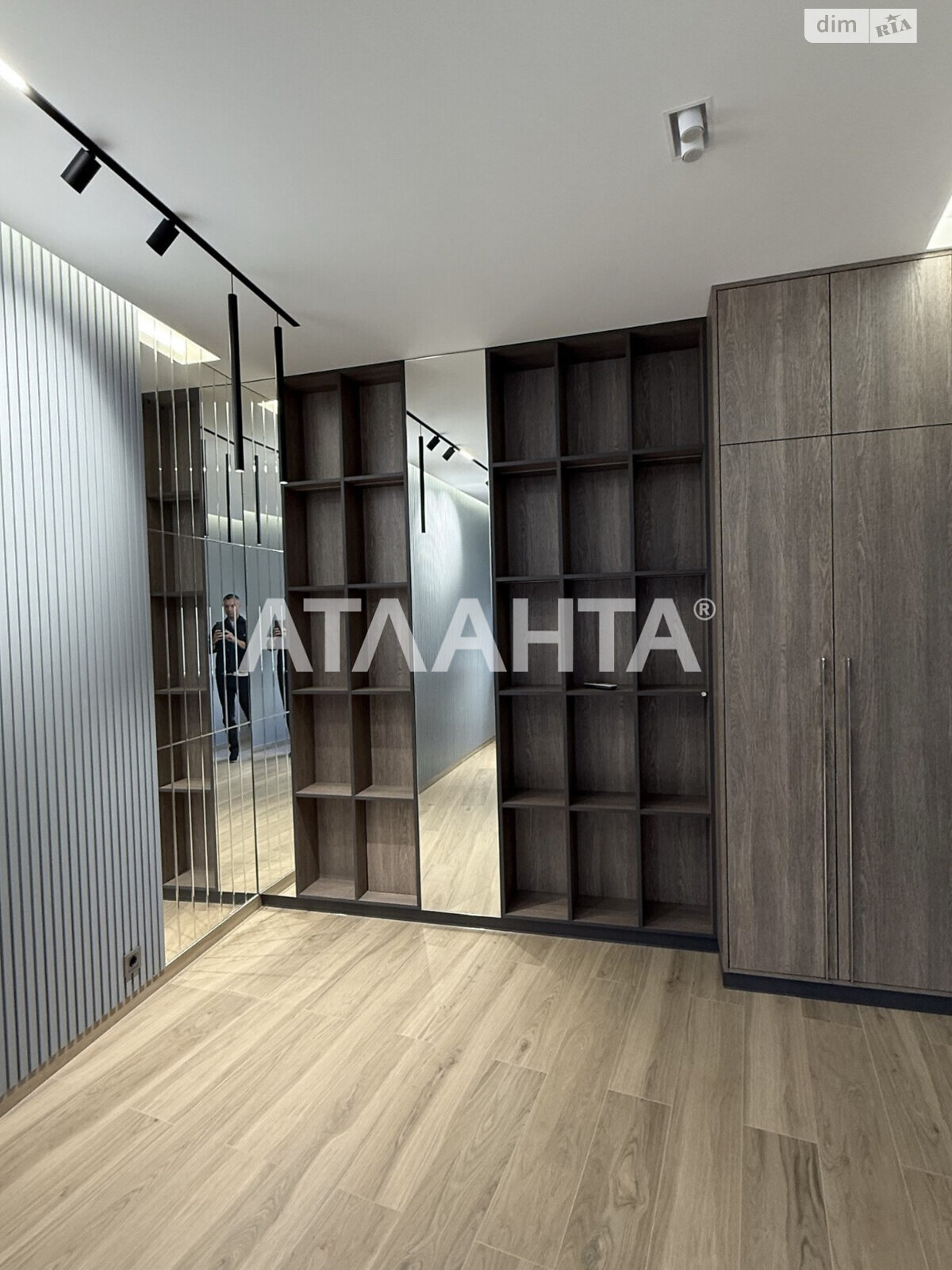 Продаж двокімнатної квартири в Одесі, на вул. Генуезька 3Б, район Аркадія фото 1 Продаж двокімнатної квартири в Одесі, на вул. Генуезька 3Б, район Аркадія фото 1