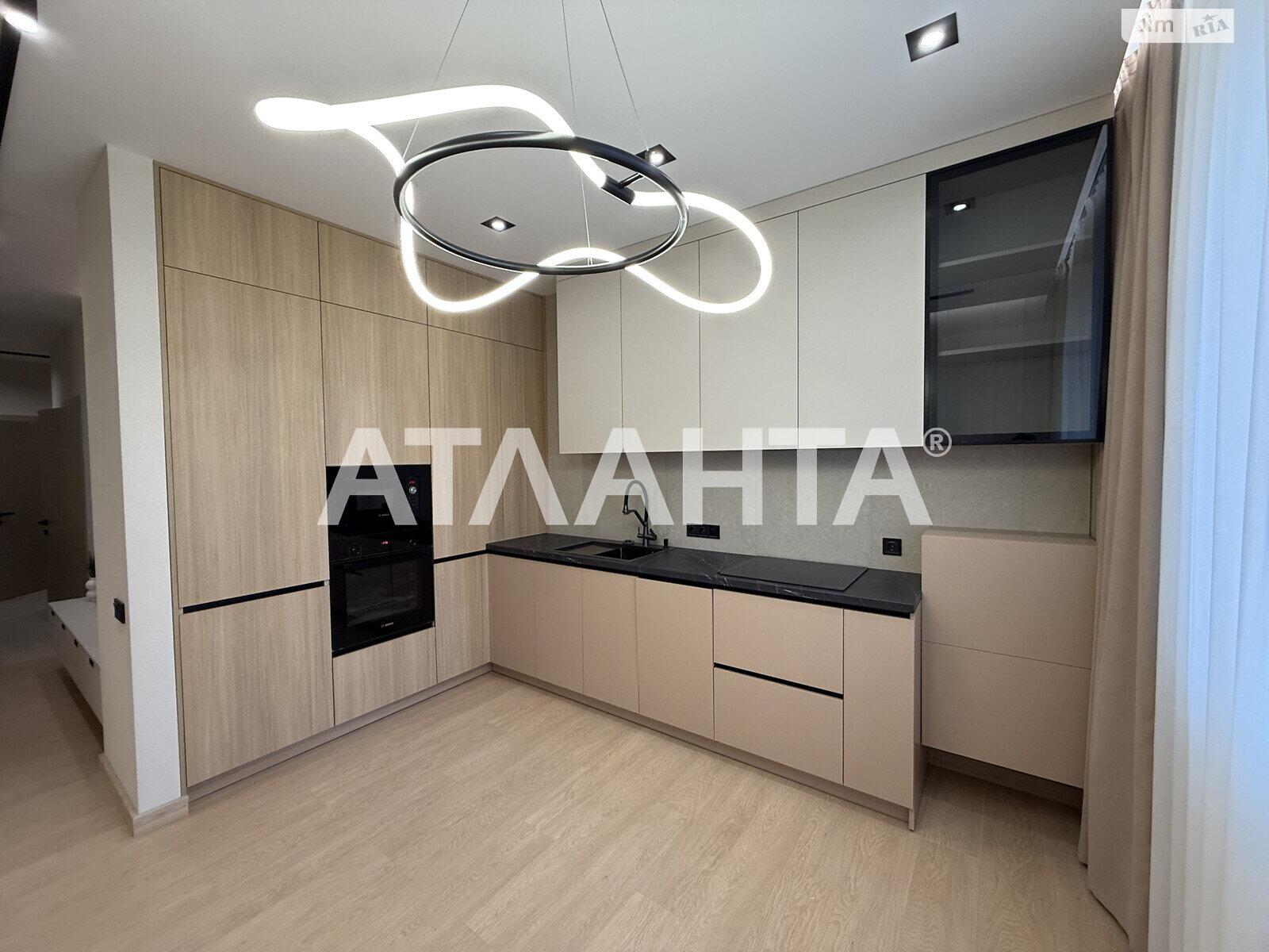 Продаж однокімнатної квартири в Одесі, на вул. Генуезька 1/512-12, район Аркадія фото 1 Продаж однокімнатної квартири в Одесі, на вул. Генуезька 1/512-12, район Аркадія фото 1