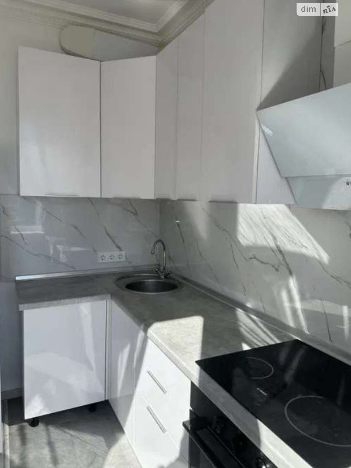 Продаж однокімнатної квартири в Одесі, на вул. Генуезька 3В, район Аркадія фото 1 Продаж однокімнатної квартири в Одесі, на вул. Генуезька 3В, район Аркадія фото 1