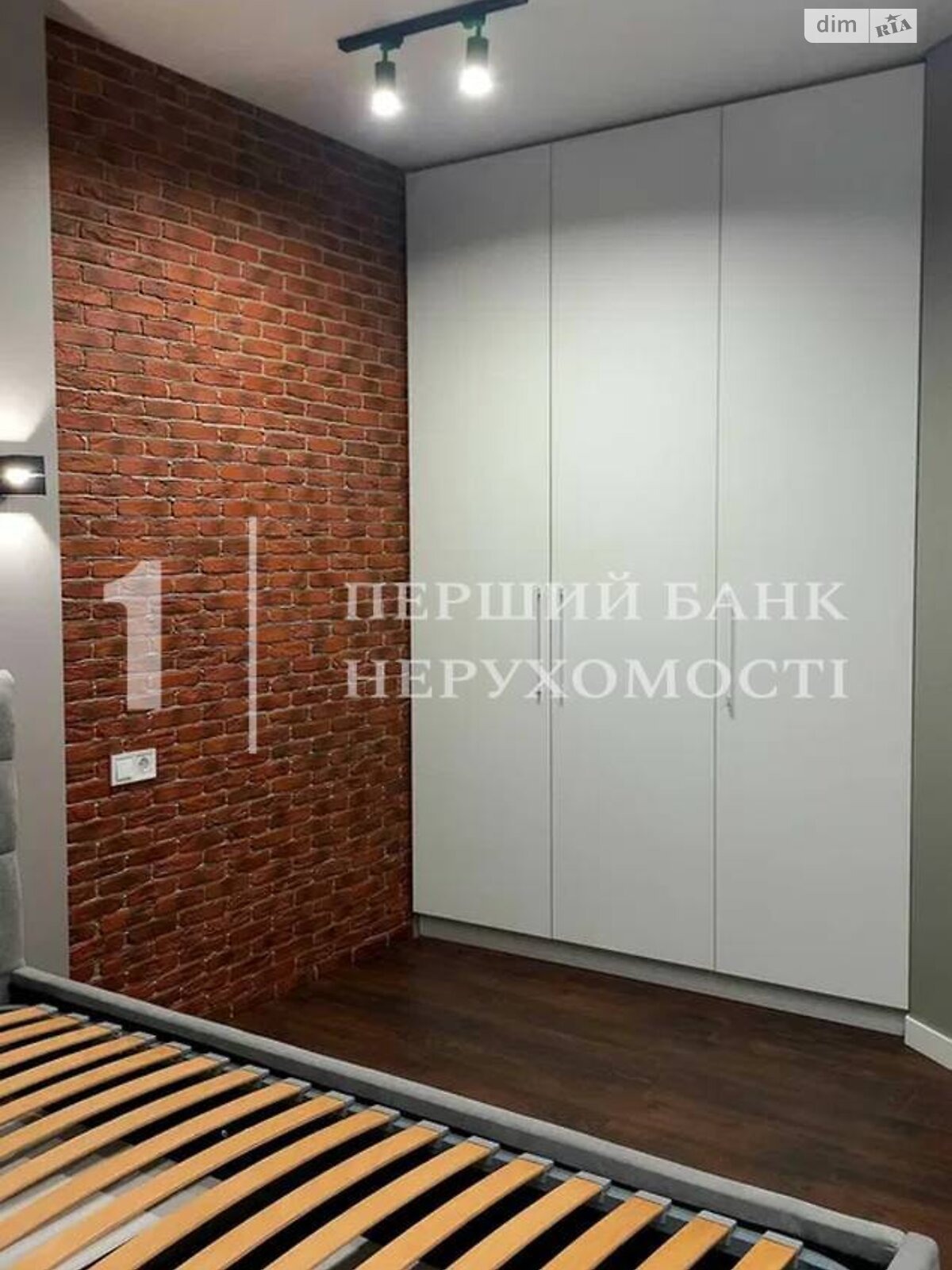 Продаж однокімнатної квартири в Одесі, на вул. Генуезька 1, район Аркадія фото 1 Продаж однокімнатної квартири в Одесі, на вул. Генуезька 1, район Аркадія фото 1