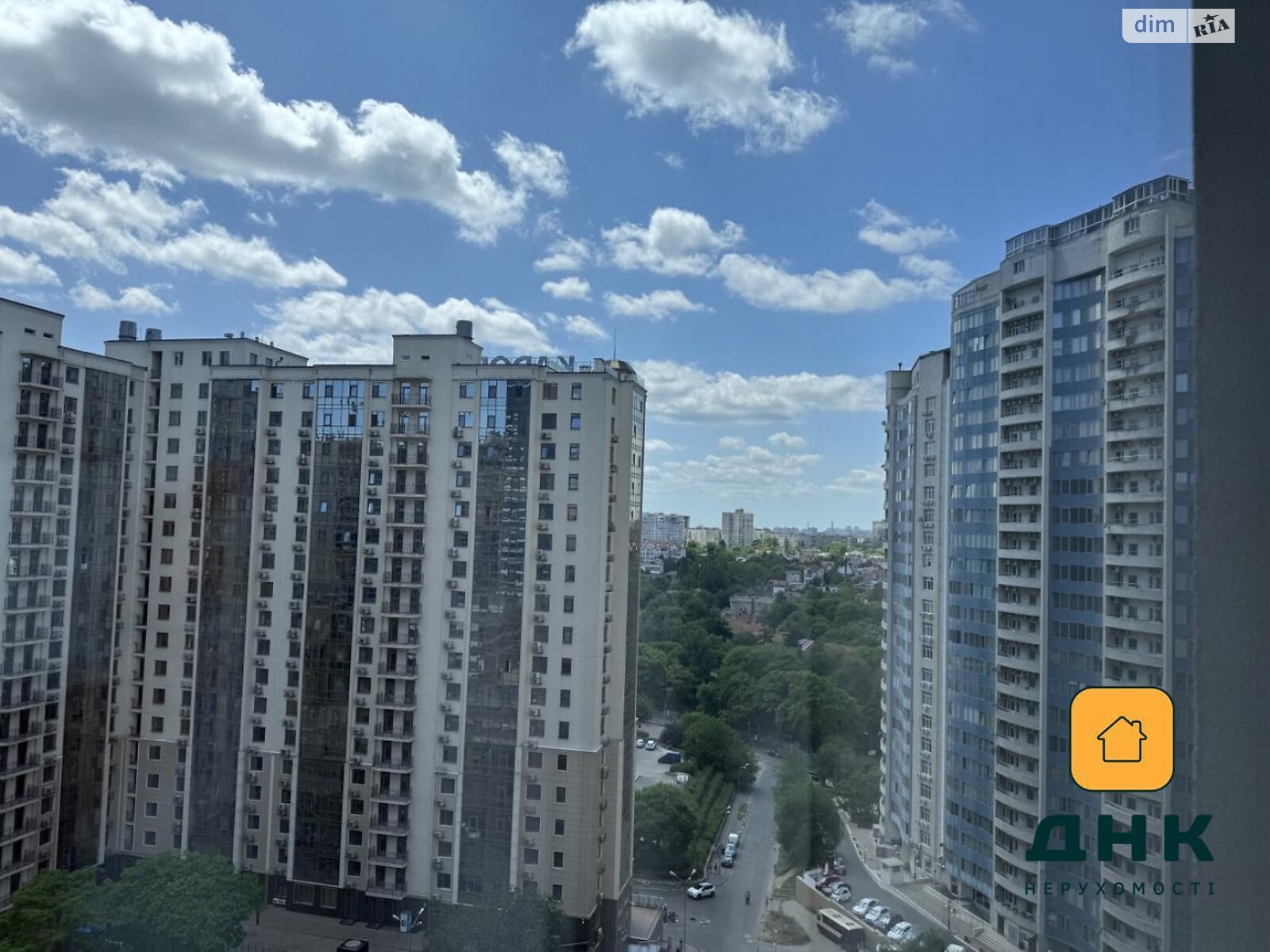 Продаж трикімнатної квартири в Одесі, на вул. Генуезька 3В, кв. 201, район Аркадія фото 1 Продаж трикімнатної квартири в Одесі, на вул. Генуезька 3В, кв. 201, район Аркадія фото 1
