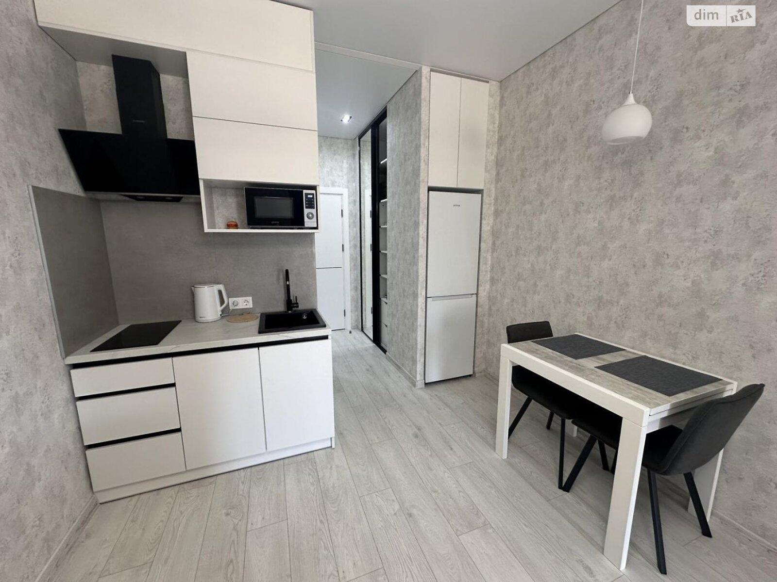 Продажа однокомнатной квартиры в Одессе, на ул. Генуэзская 1/1, район Аркадия фото 1 Продажа однокомнатной квартиры в Одессе, на ул. Генуэзская 1/1, район Аркадия фото 1