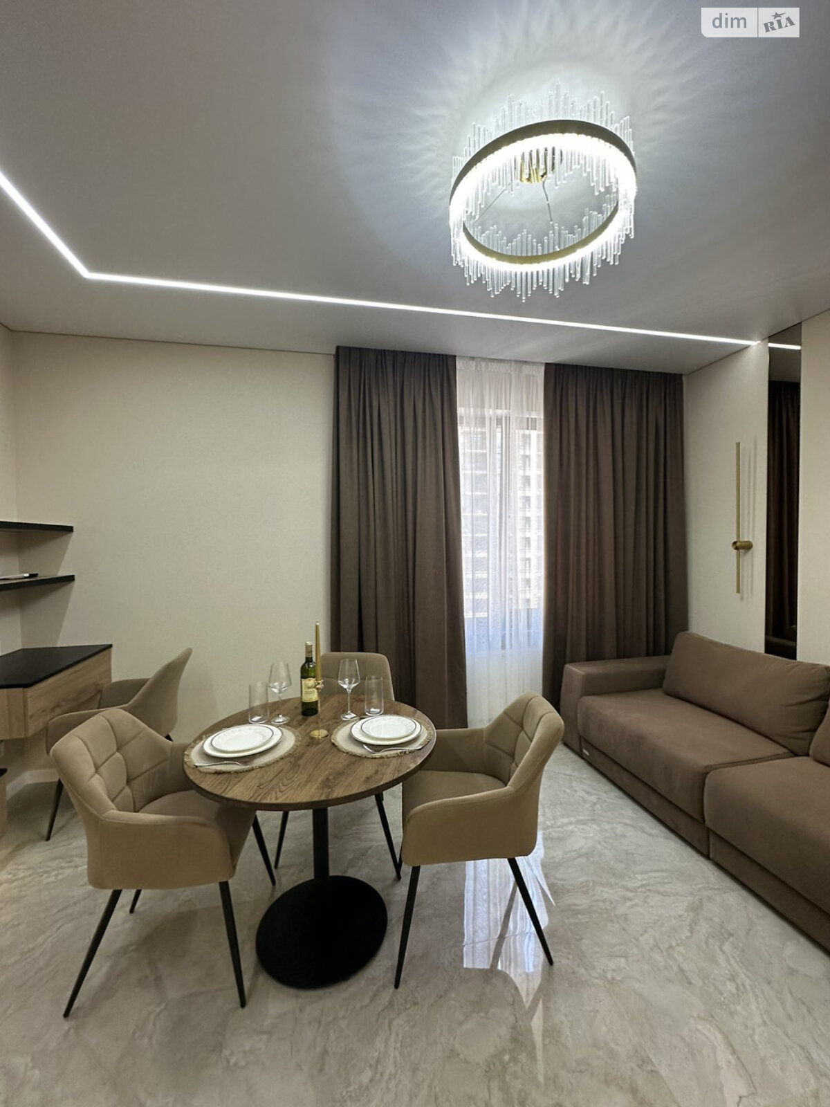 Продаж чотирикімнатної квартири в Одесі, на вул. Генуезька 1Е корпус 1, район Аркадія фото 1 Продаж чотирикімнатної квартири в Одесі, на вул. Генуезька 1Е корпус 1, район Аркадія фото 1