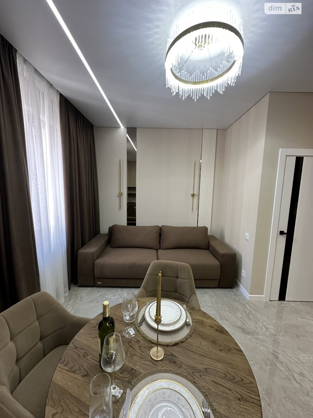 Продаж чотирикімнатної квартири в Одесі, на вул. Генуезька 1Е корпус 1, район Аркадія фото 1 Продаж чотирикімнатної квартири в Одесі, на вул. Генуезька 1Е корпус 1, район Аркадія фото 1