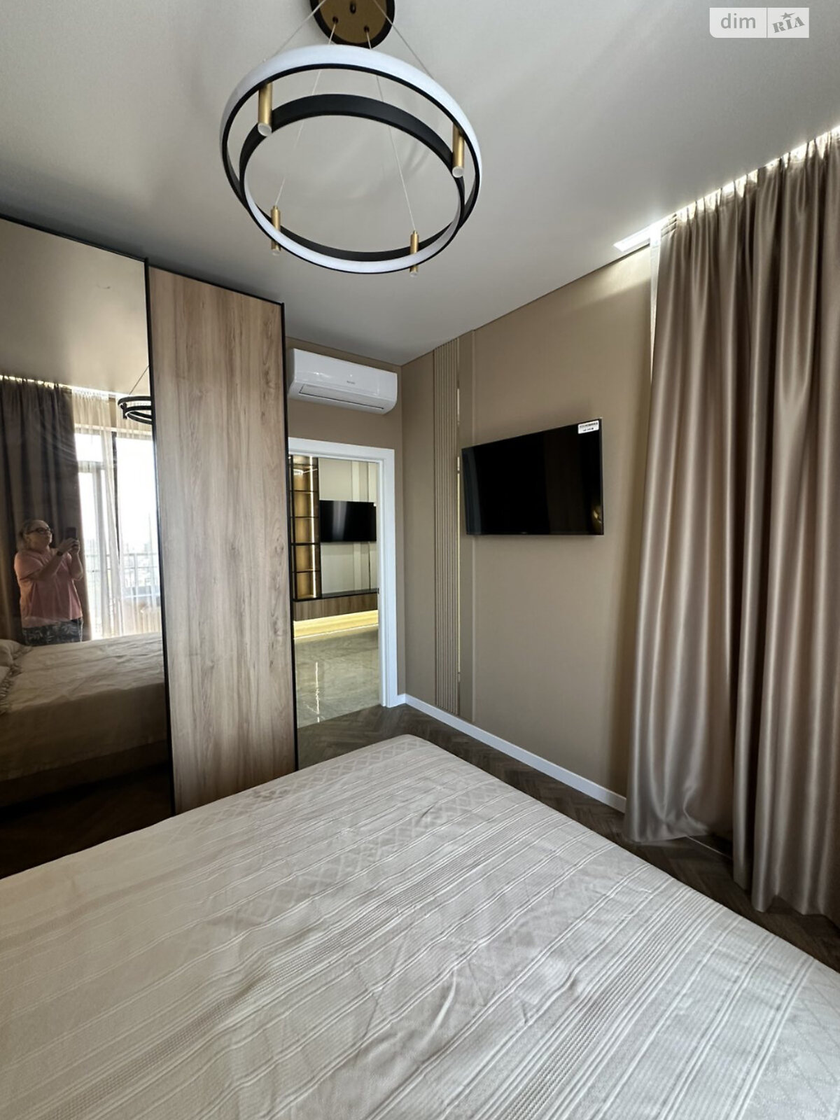 Продаж чотирикімнатної квартири в Одесі, на вул. Генуезька 1Е корпус 1, район Аркадія фото 1 Продаж чотирикімнатної квартири в Одесі, на вул. Генуезька 1Е корпус 1, район Аркадія фото 1