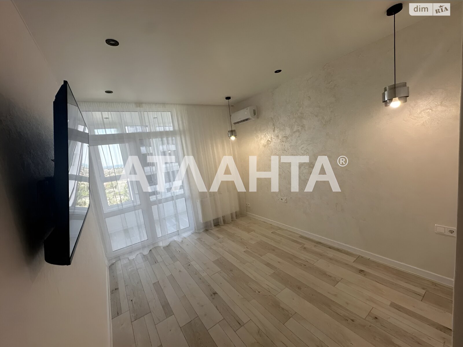 Продаж однокімнатної квартири в Одесі, на вул. Івана Франка, район Аркадія фото 2 Продаж однокімнатної квартири в Одесі, на вул. Івана Франка, район Аркадія фото 2