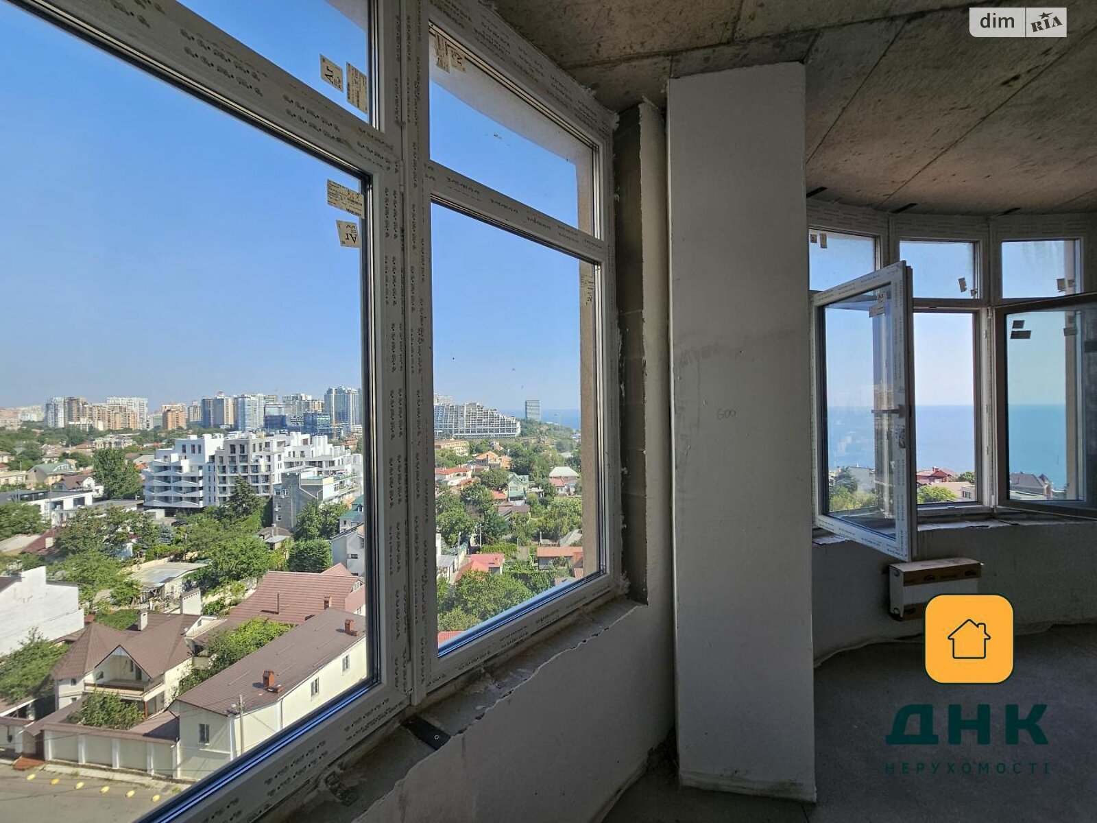 Продажа двухкомнатной квартиры в Одессе, на ул. Каманина 16А-5, район Аркадия фото 1
