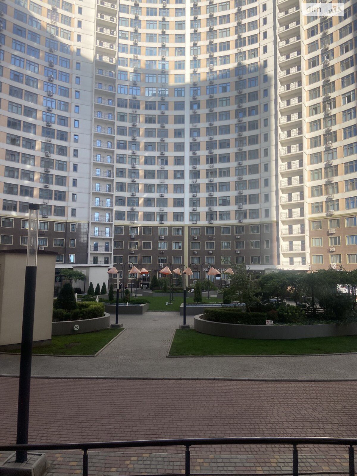 Продажа двухкомнатной квартиры в Одессе, на ул. Каманина 16А, район Аркадия фото 1