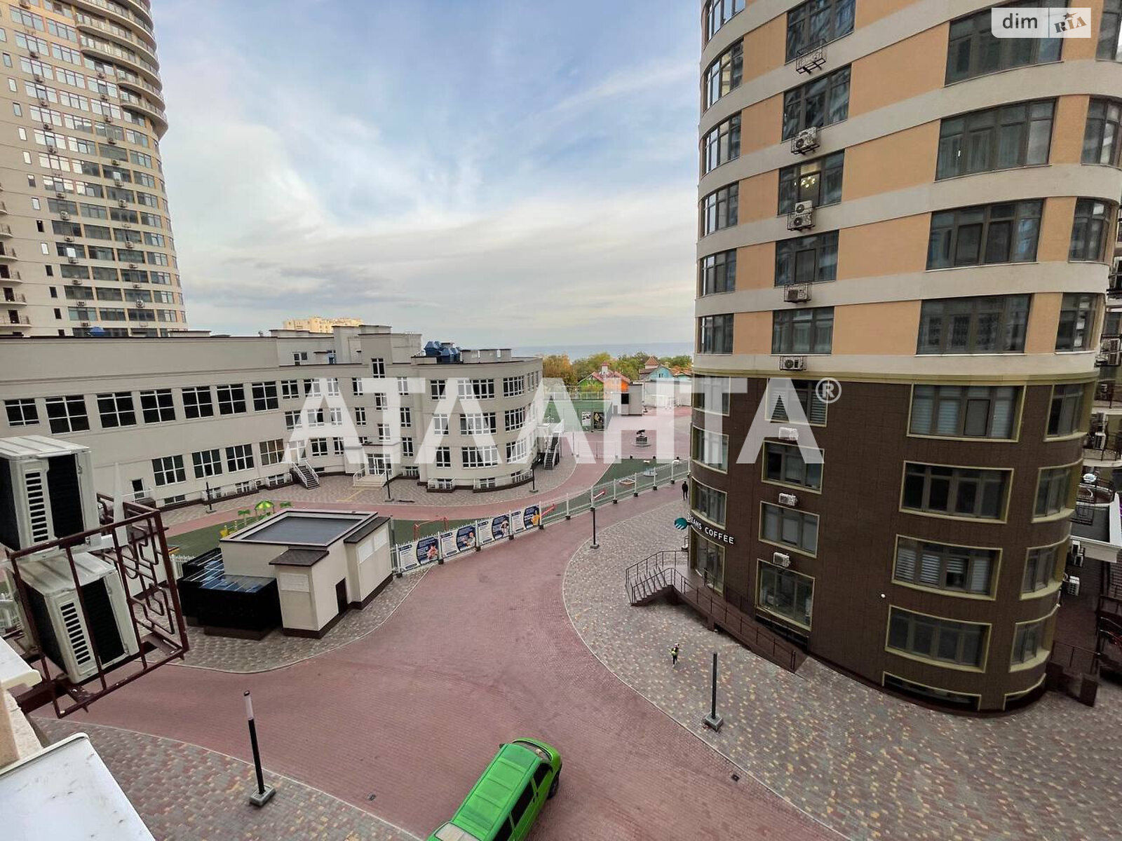 Продажа трехкомнатной квартиры в Одессе, на ул. Валерия Самофалова 16/2А, район Аркадия фото 2 Продажа трехкомнатной квартиры в Одессе, на ул. Валерия Самофалова 16/2А, район Аркадия фото 2