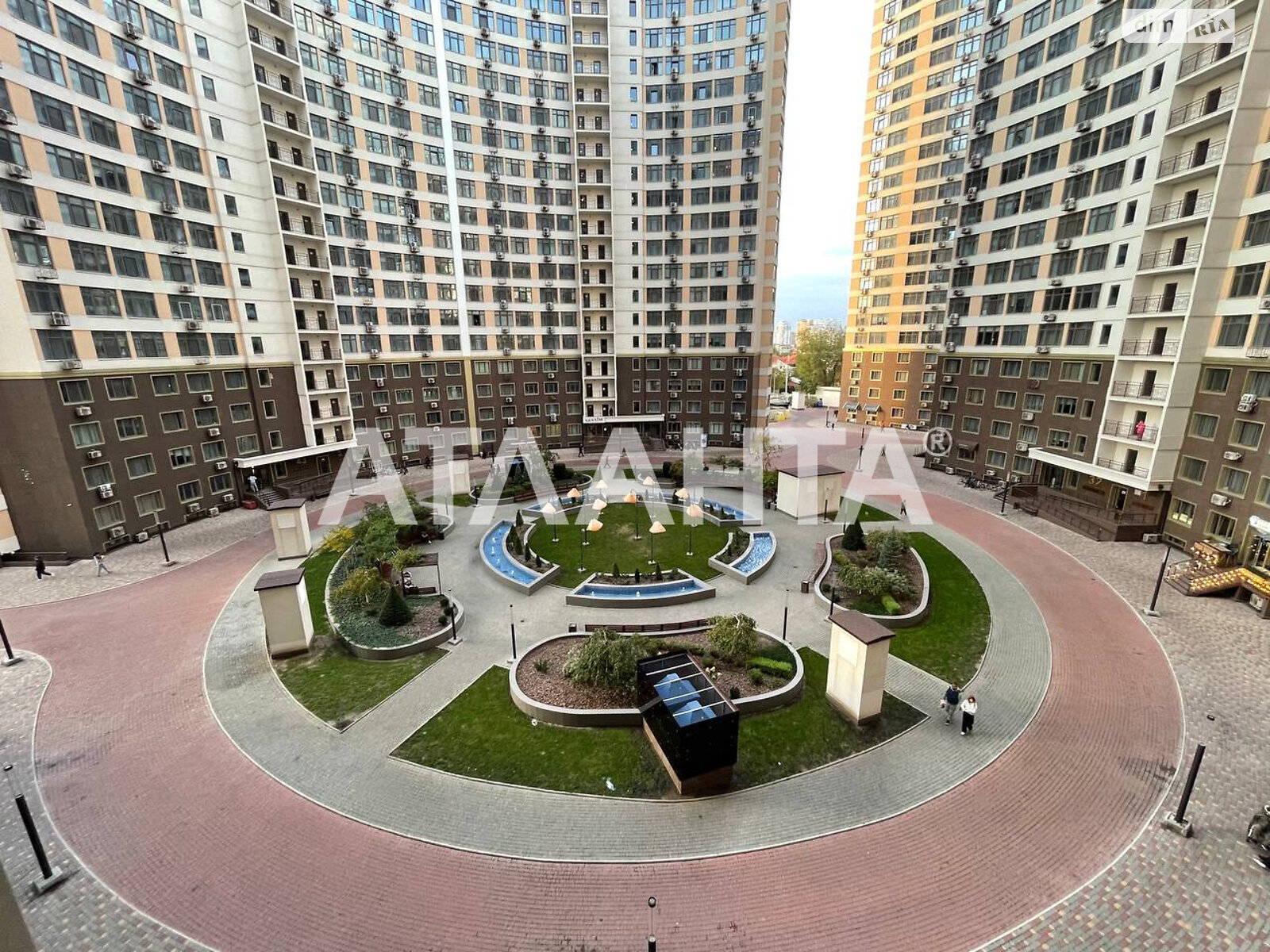 Продажа трехкомнатной квартиры в Одессе, на ул. Валерия Самофалова 16/2А, район Аркадия фото 2 Продажа трехкомнатной квартиры в Одессе, на ул. Валерия Самофалова 16/2А, район Аркадия фото 2