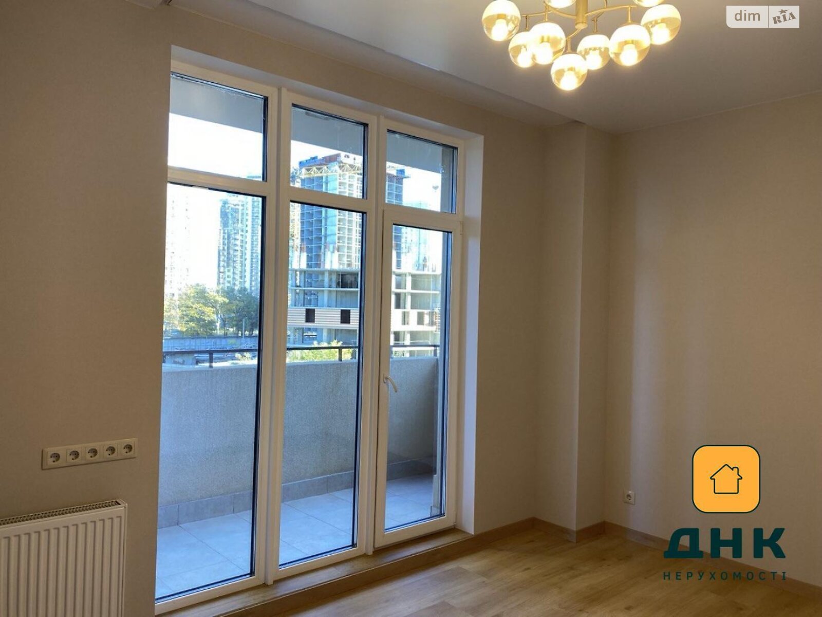 Продажа трехкомнатной квартиры в Одессе, на пер. Курортный 1, район Аркадия фото 1 Продажа трехкомнатной квартиры в Одессе, на пер. Курортный 1, район Аркадия фото 1