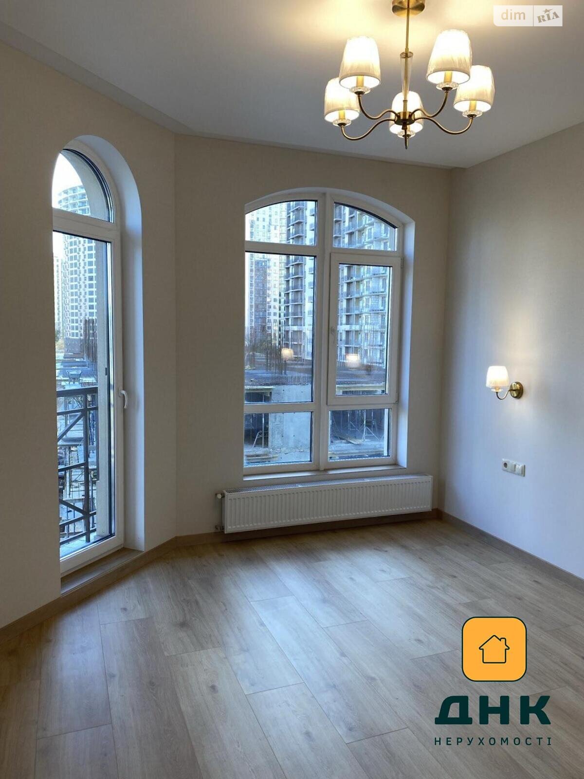Продажа трехкомнатной квартиры в Одессе, на пер. Курортный 1, район Аркадия фото 1 Продажа трехкомнатной квартиры в Одессе, на пер. Курортный 1, район Аркадия фото 1