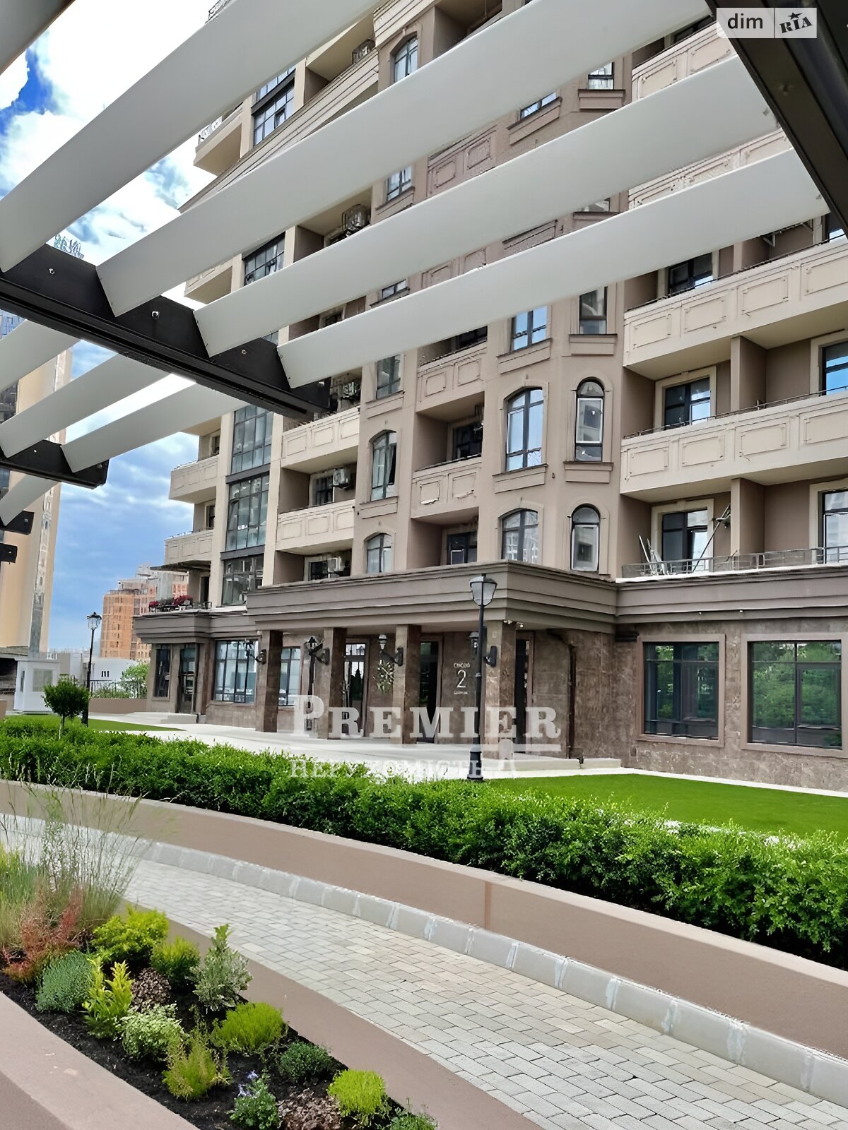Продаж трикімнатної квартири в Одесі, на пров. Курортний, район Аркадія фото 1 Продаж трикімнатної квартири в Одесі, на пров. Курортний, район Аркадія фото 1