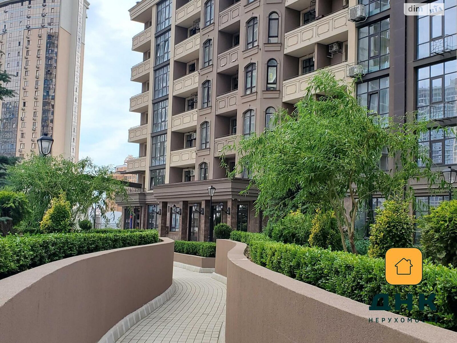 Продаж двокімнатної квартири в Одесі, на пров. Курортний 1Б, район Аркадія фото 1 Продаж двокімнатної квартири в Одесі, на пров. Курортний 1Б, район Аркадія фото 1