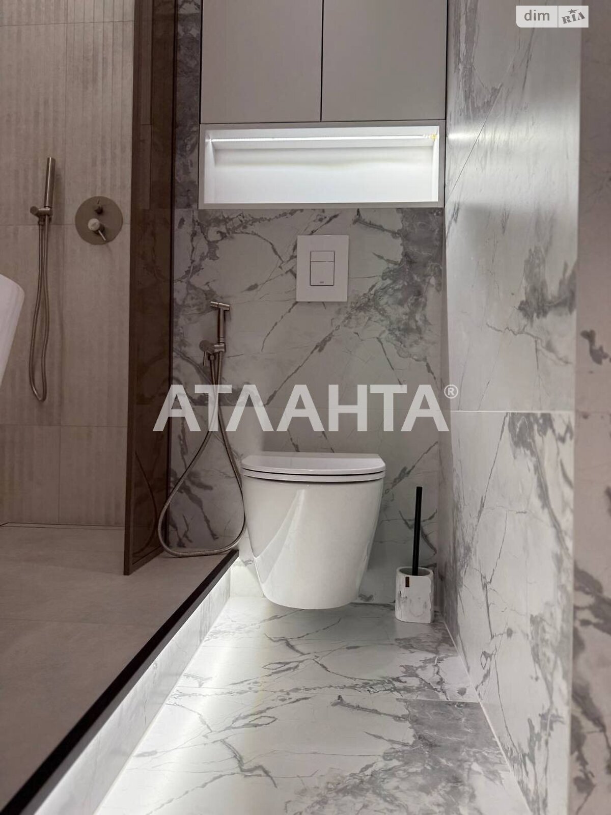 Продажа двухкомнатной квартиры в Одессе, на пер. Курортный, район Аркадия фото 1 Продажа двухкомнатной квартиры в Одессе, на пер. Курортный, район Аркадия фото 1
