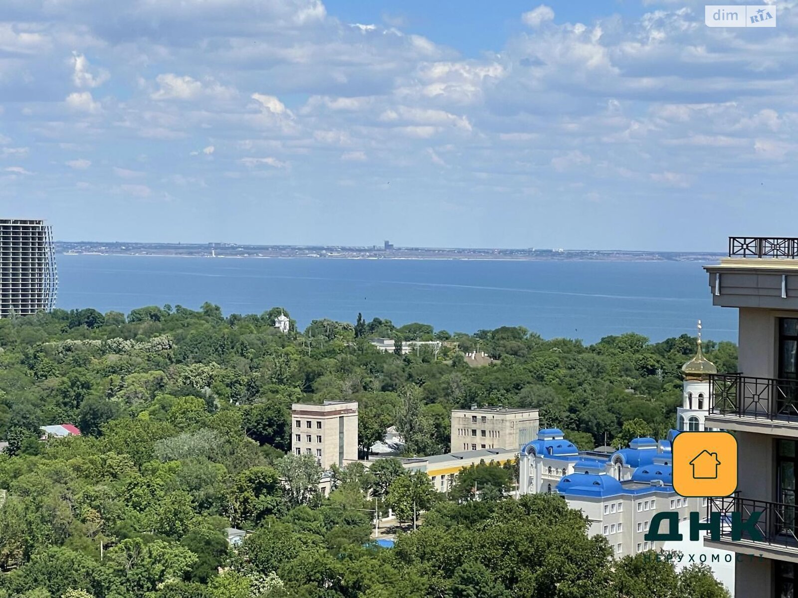 Продажа трехкомнатной квартиры в Одессе, на пер. Курортный 1, район Аркадия фото 1 Продажа трехкомнатной квартиры в Одессе, на пер. Курортный 1, район Аркадия фото 1