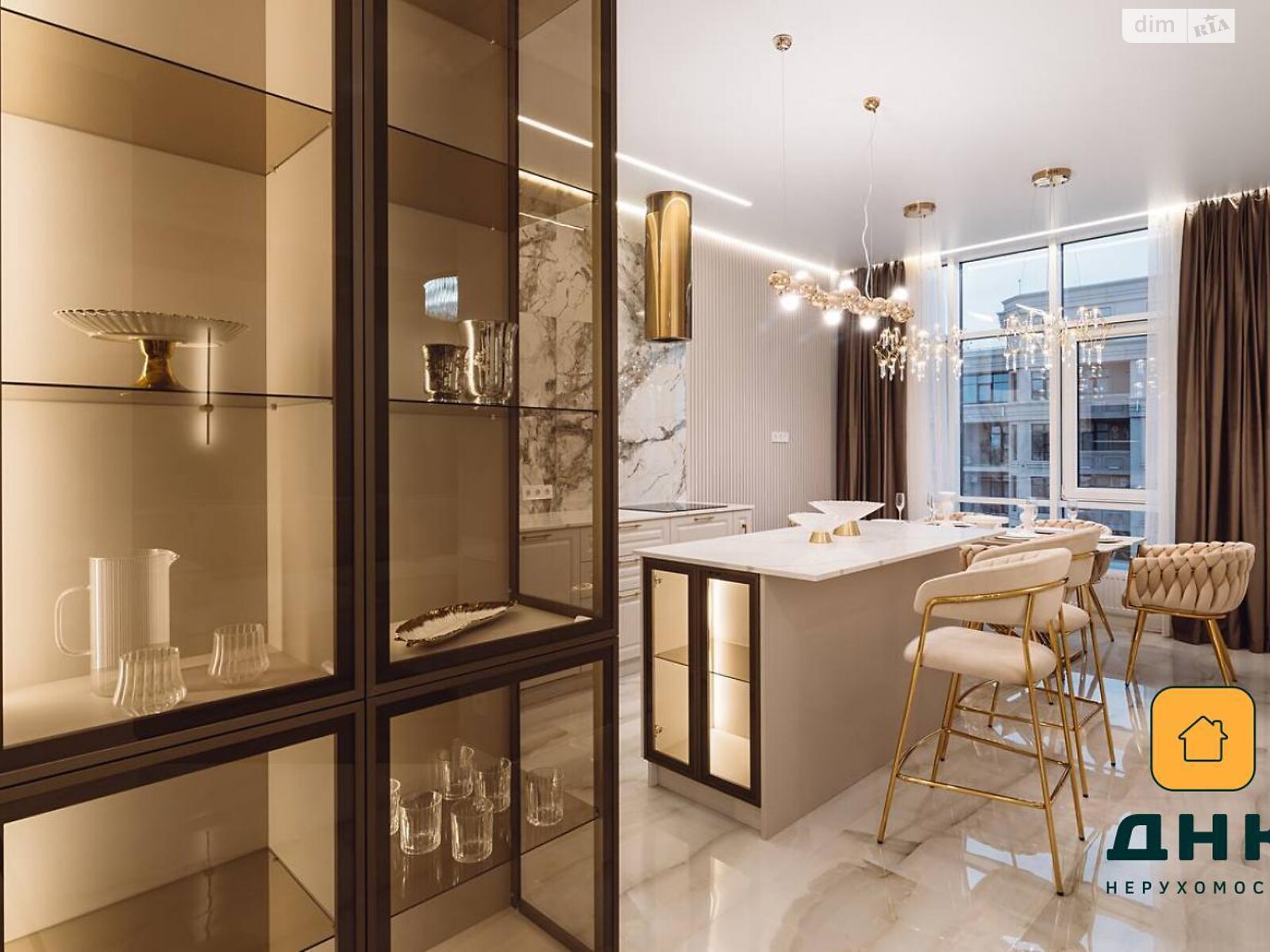 Продажа трехкомнатной квартиры в Одессе, на пер. Курортный 1, район Аркадия фото 1 Продажа трехкомнатной квартиры в Одессе, на пер. Курортный 1, район Аркадия фото 1