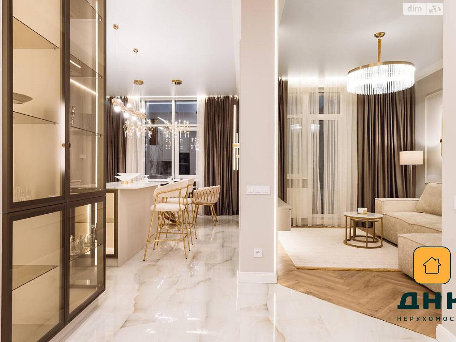 Продажа трехкомнатной квартиры в Одессе, на пер. Курортный 1, район Аркадия фото 1 Продажа трехкомнатной квартиры в Одессе, на пер. Курортный 1, район Аркадия фото 1