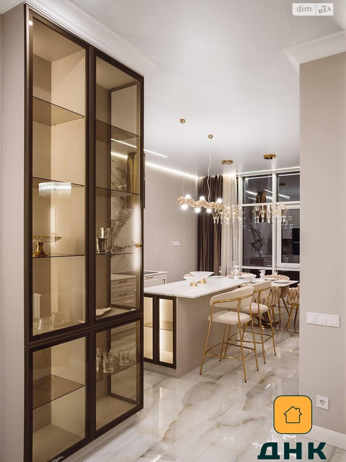 Продажа трехкомнатной квартиры в Одессе, на пер. Курортный 1, район Аркадия фото 1 Продажа трехкомнатной квартиры в Одессе, на пер. Курортный 1, район Аркадия фото 1