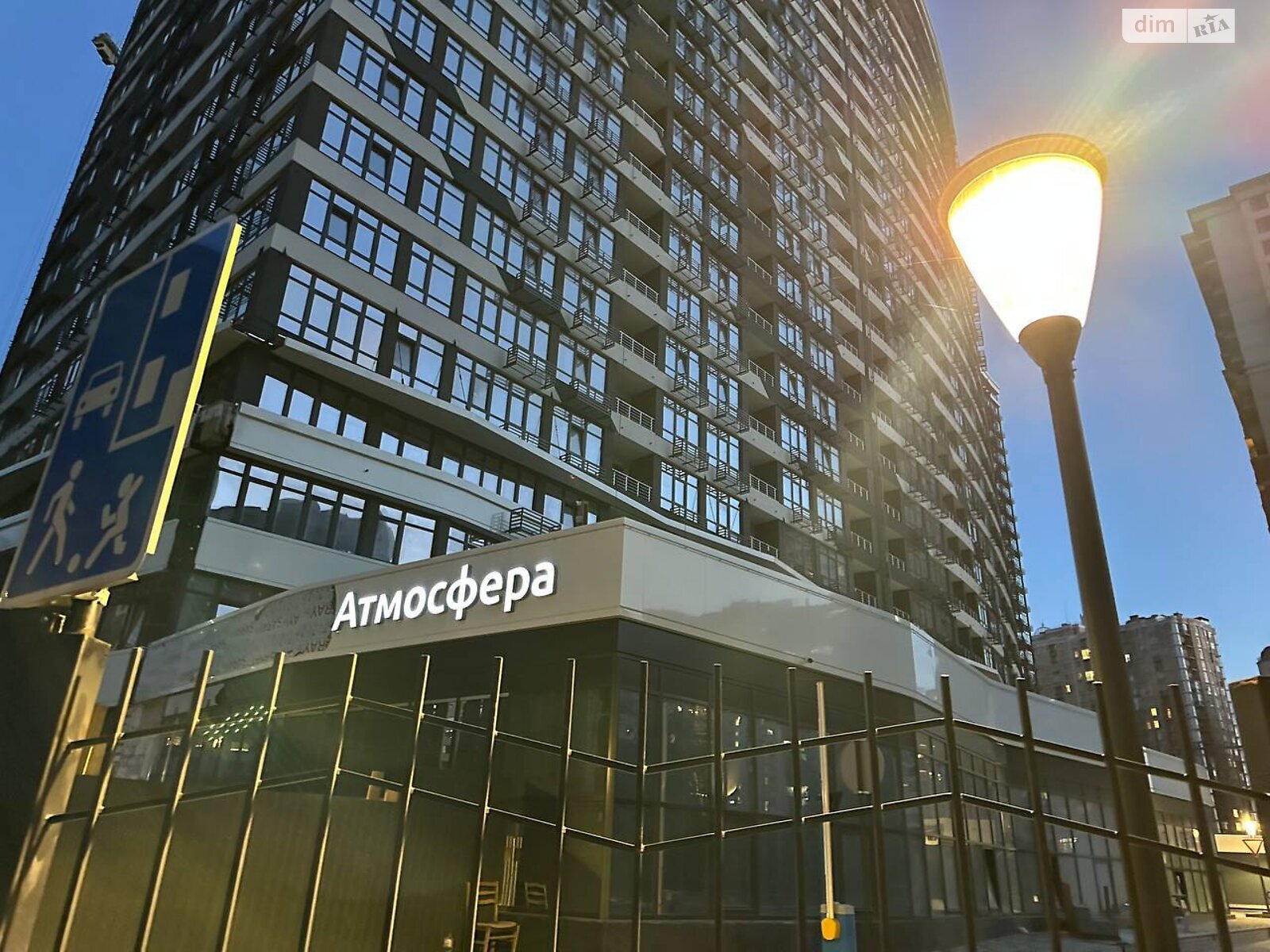 Продажа трехкомнатной квартиры в Одессе, на пер. Курортный 2, район Аркадия фото 1 Продажа трехкомнатной квартиры в Одессе, на пер. Курортный 2, район Аркадия фото 1