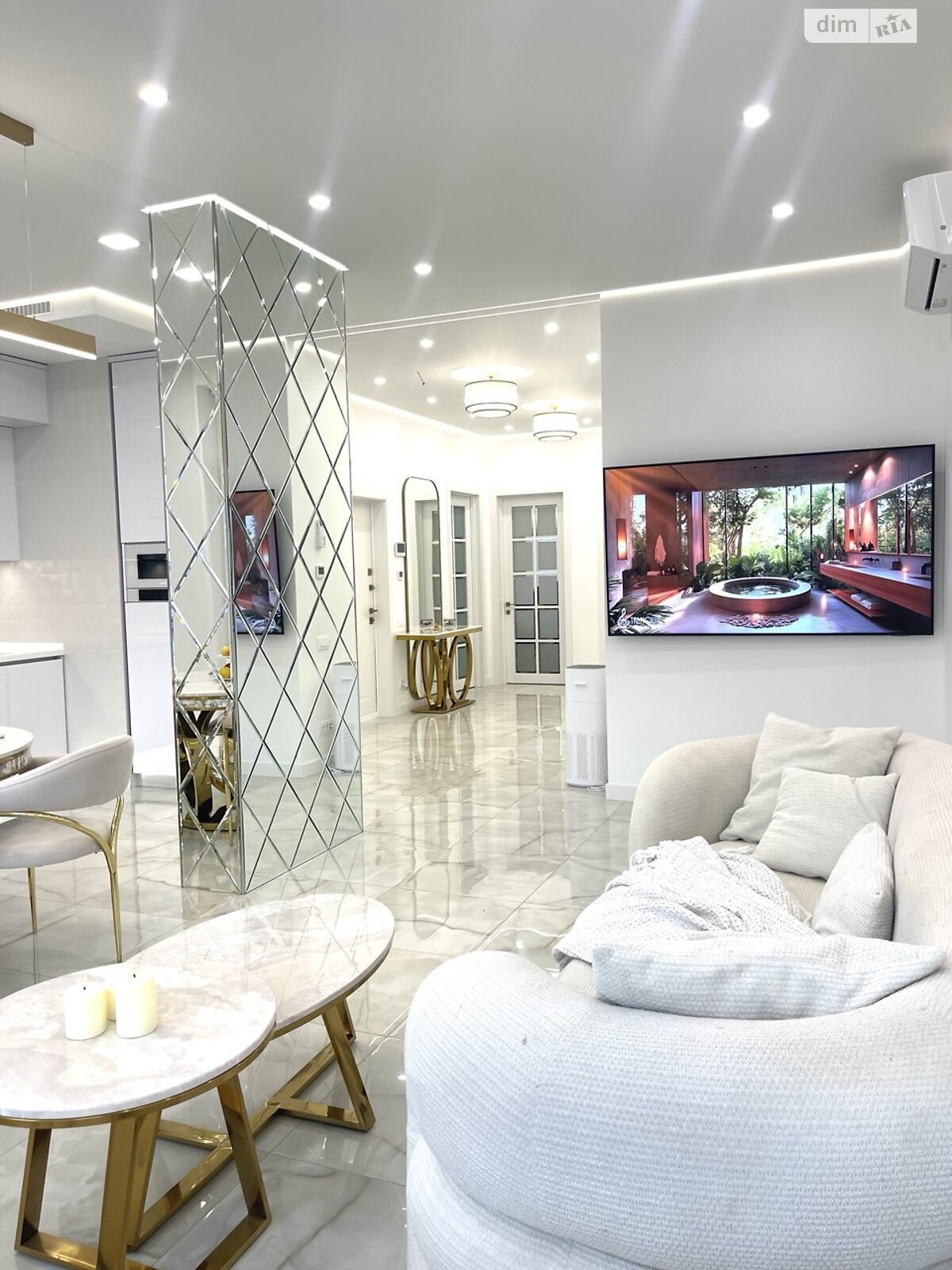 Продаж трикімнатної квартири в Одесі, на пров. Курортний 1А, район Аркадія фото 1 Продаж трикімнатної квартири в Одесі, на пров. Курортний 1А, район Аркадія фото 1