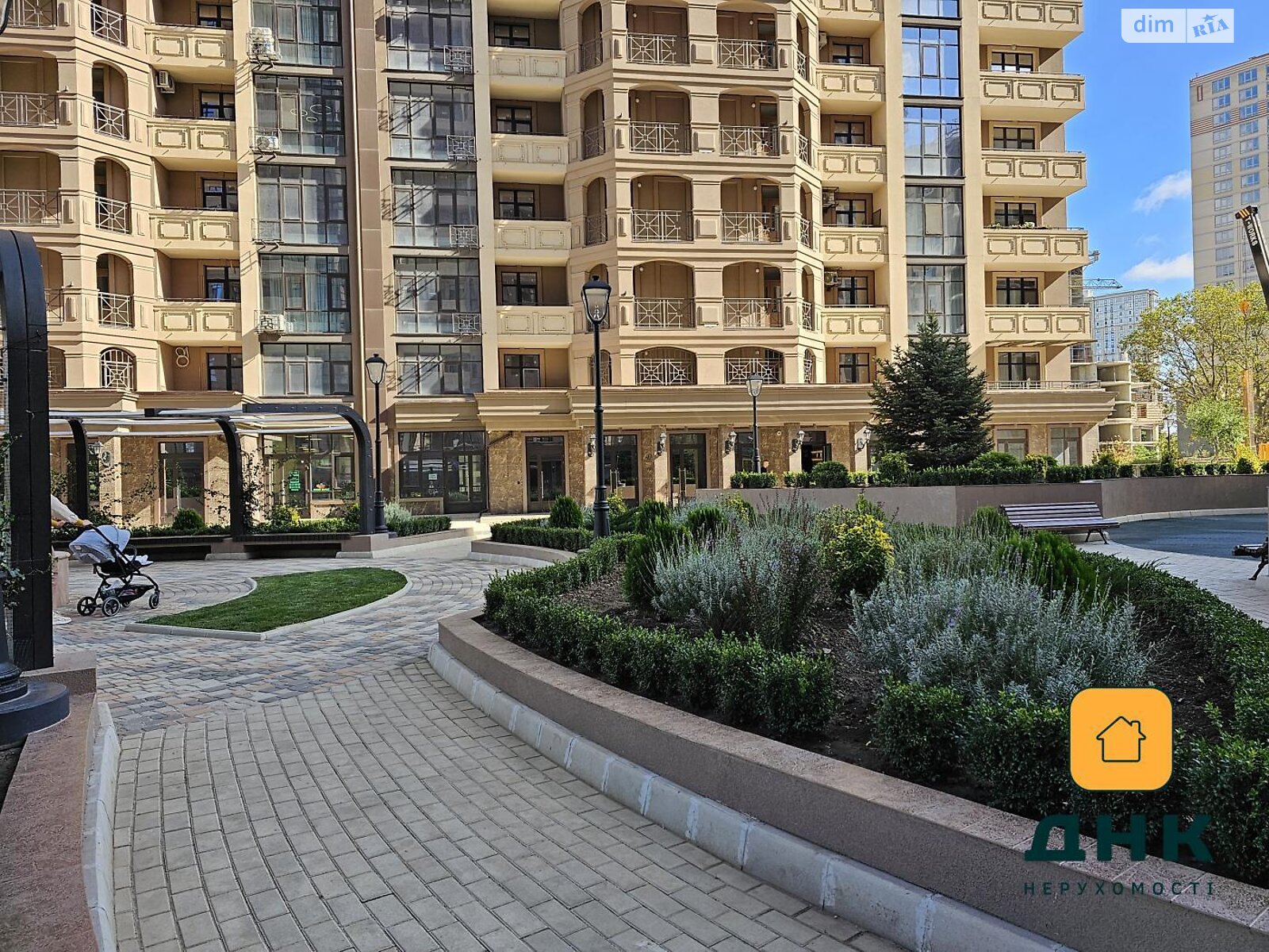 Продаж двокімнатної квартири в Одесі, на пров. Курортний 1Б, район Аркадія фото 1