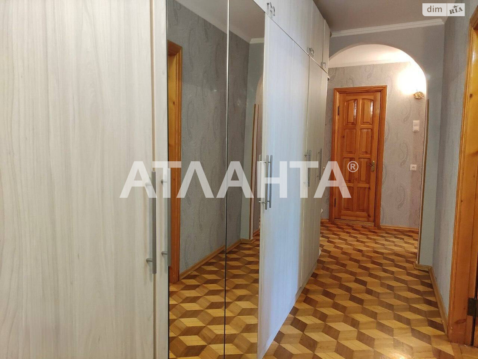 Продаж трикімнатної квартири в Одесі, на вул. Леваневського, район Аркадія фото 1 Продаж трикімнатної квартири в Одесі, на вул. Леваневського, район Аркадія фото 1