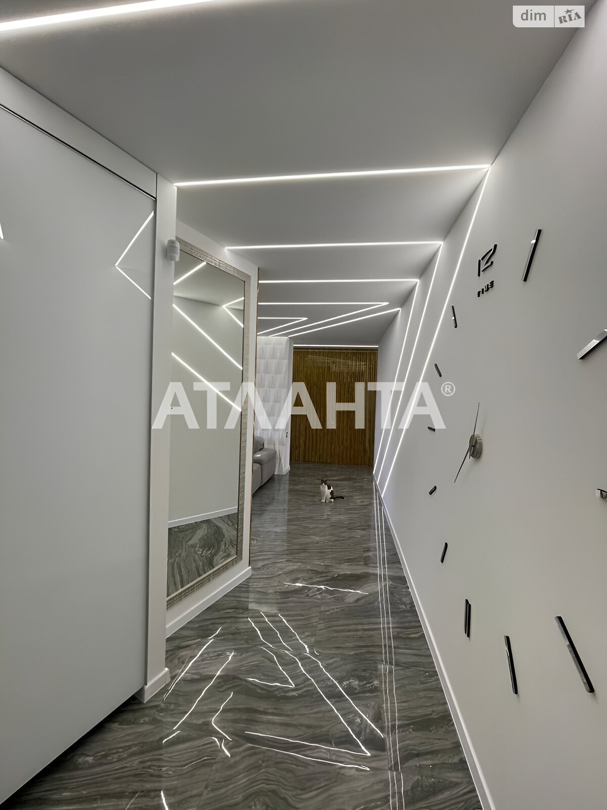 Продаж трикімнатної квартири в Одесі, на вул. Літературна 1А, район Аркадія фото 2 Продаж трикімнатної квартири в Одесі, на вул. Літературна 1А, район Аркадія фото 2