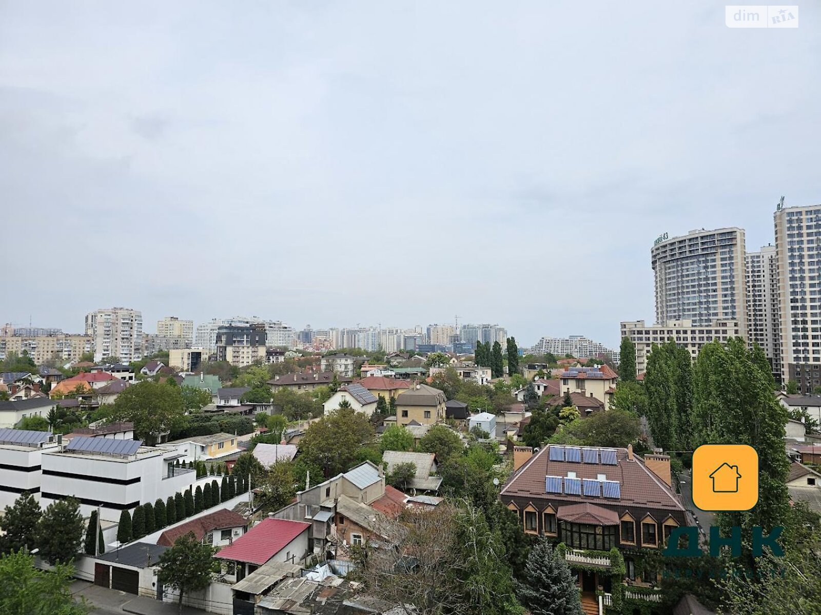 Продаж двокімнатної квартири в Одесі, на вул. Літературна 8, район Аркадія фото 1 Продаж двокімнатної квартири в Одесі, на вул. Літературна 8, район Аркадія фото 1