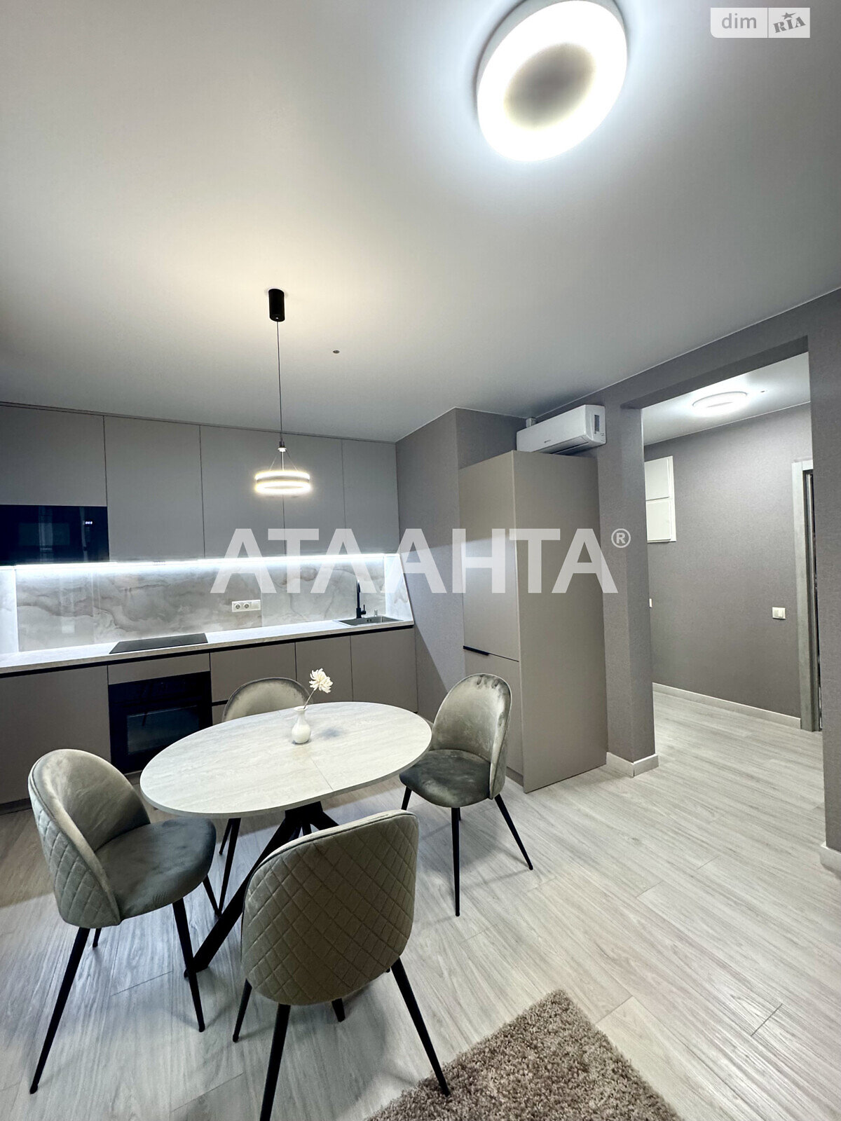 Продажа однокомнатной квартиры в Одессе, на ул. Литературная, район Аркадия фото 1