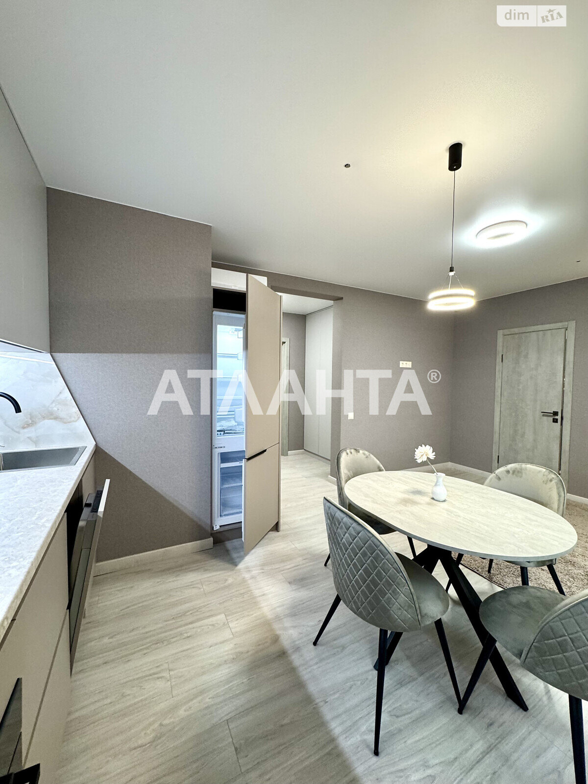 Продажа однокомнатной квартиры в Одессе, на ул. Литературная, район Аркадия фото 1