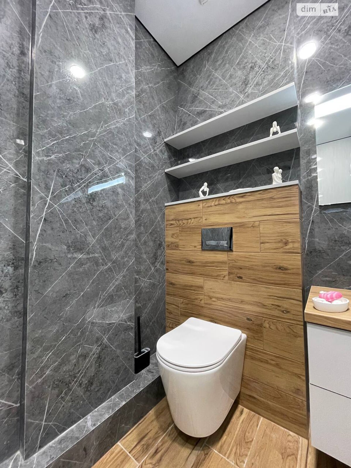 Продажа однокомнатной квартиры в Одессе, на пер. Мореходный 2А, район Аркадия фото 1 Продажа однокомнатной квартиры в Одессе, на пер. Мореходный 2А, район Аркадия фото 1