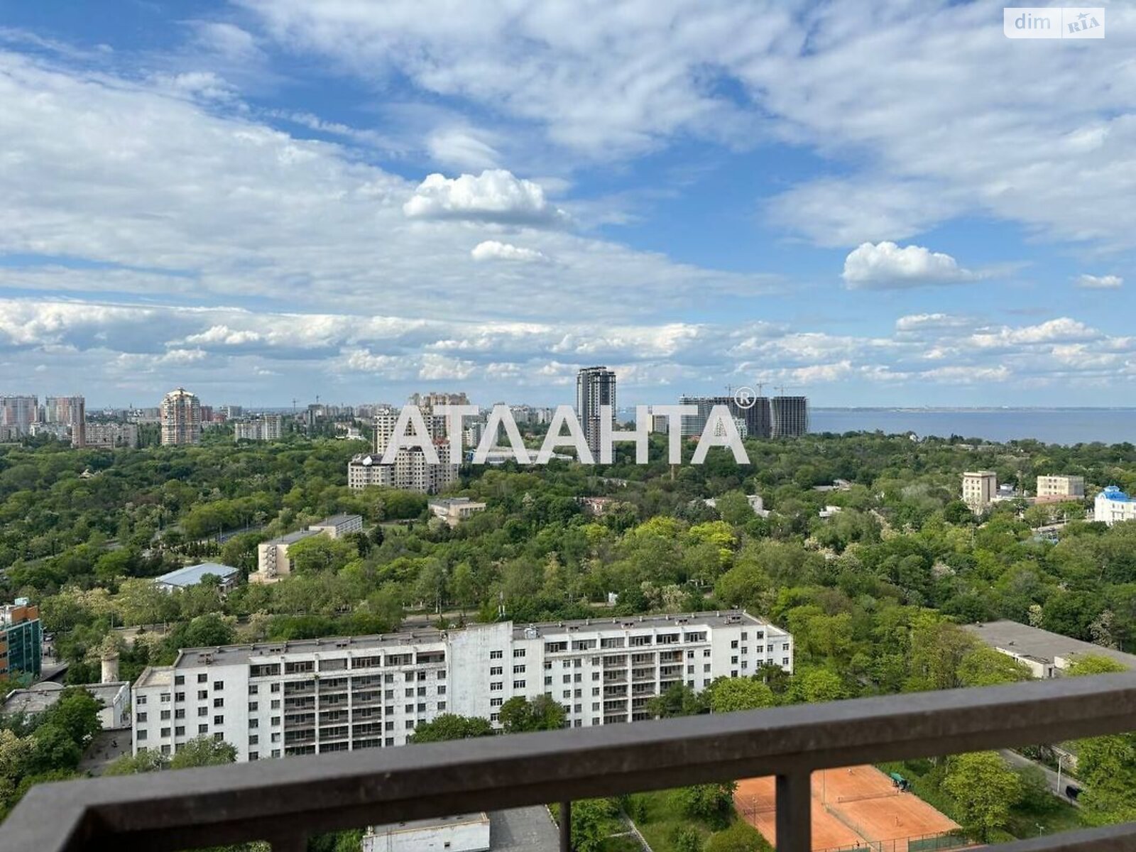 Продаж двокімнатної квартири в Одесі, на вул. Генуезька 1, район Аркадія фото 1