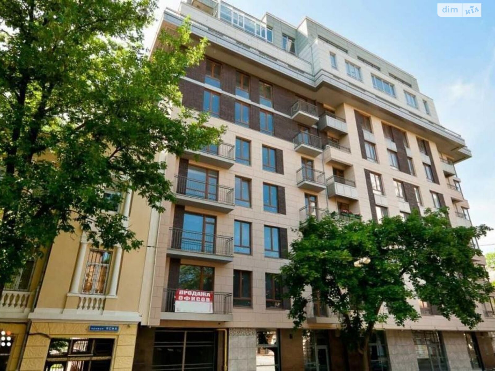 Продаж чотирикімнатної квартири в Одесі, на пров. Успенський 11, район Аркадія фото 1 Продаж чотирикімнатної квартири в Одесі, на пров. Успенський 11, район Аркадія фото 1