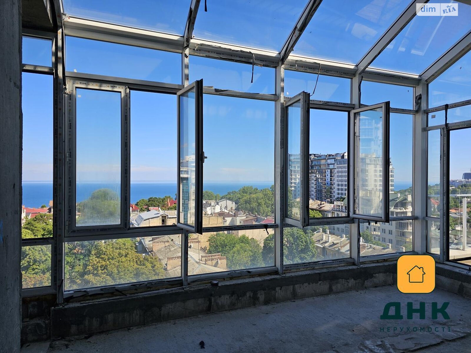 Продаж чотирикімнатної квартири в Одесі, на пров. Успенський 11, район Аркадія фото 1 Продаж чотирикімнатної квартири в Одесі, на пров. Успенський 11, район Аркадія фото 1