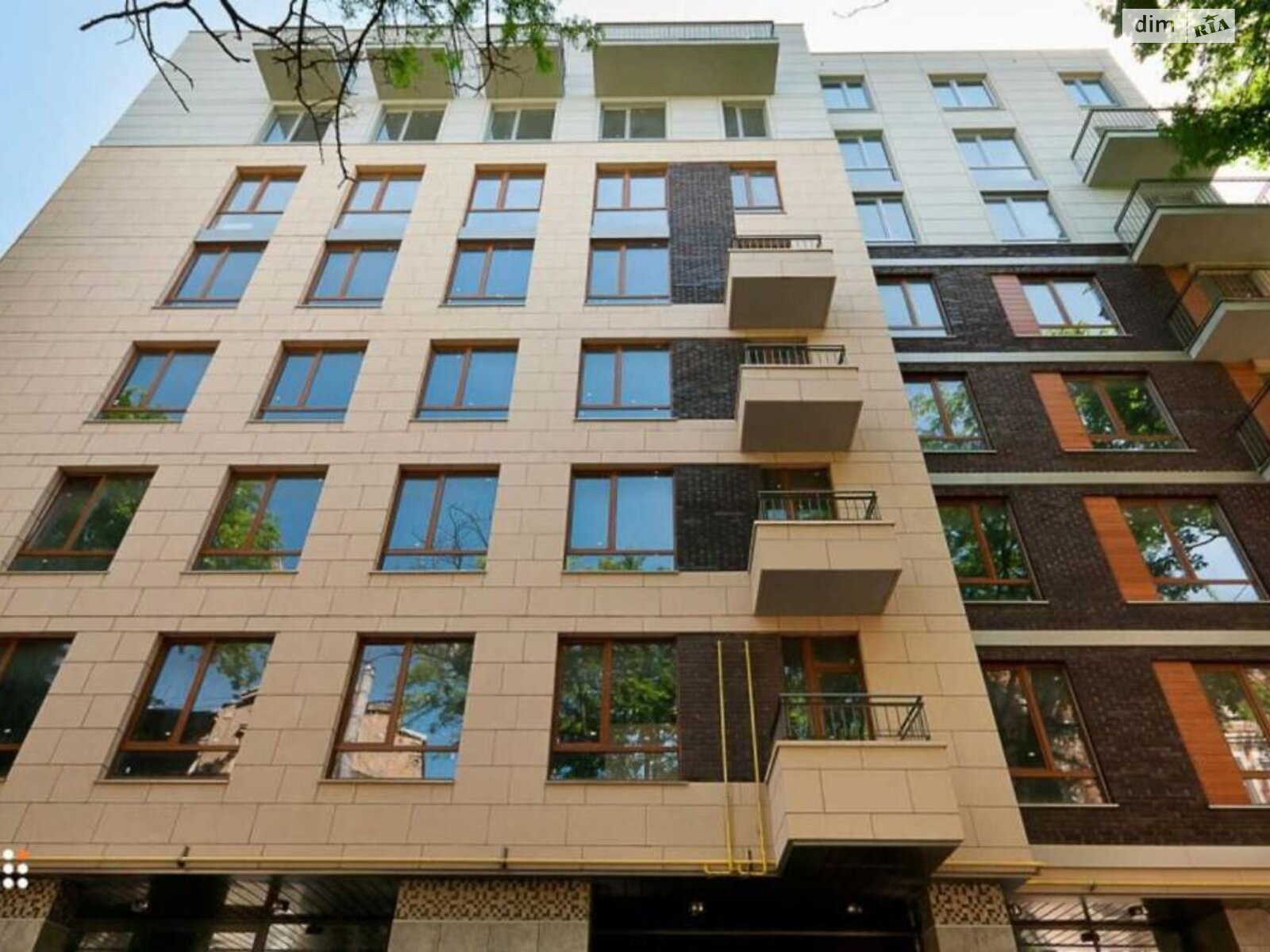 Продаж чотирикімнатної квартири в Одесі, на пров. Успенський 11, район Аркадія фото 1 Продаж чотирикімнатної квартири в Одесі, на пров. Успенський 11, район Аркадія фото 1