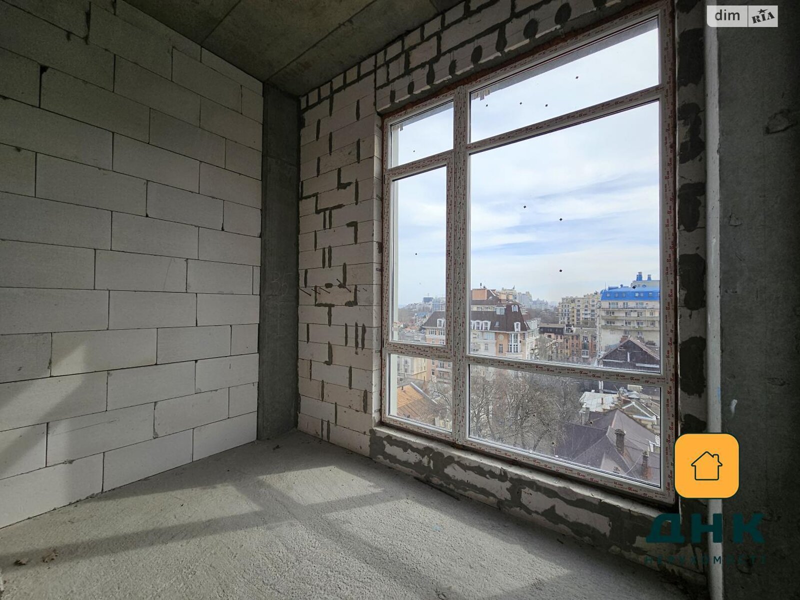Продаж чотирикімнатної квартири в Одесі, на пров. Успенський 11, район Аркадія фото 1 Продаж чотирикімнатної квартири в Одесі, на пров. Успенський 11, район Аркадія фото 1