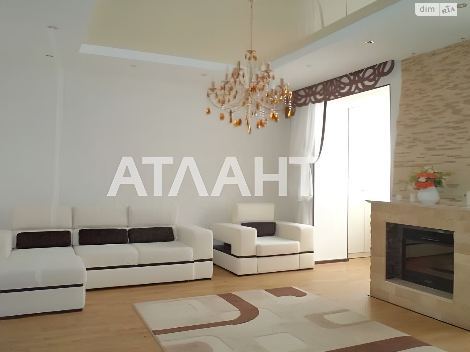 Продажа четырехкомнатной квартиры в Одессе, на ул. Солнечная, район Аркадия фото 1 Продажа четырехкомнатной квартиры в Одессе, на ул. Солнечная, район Аркадия фото 1