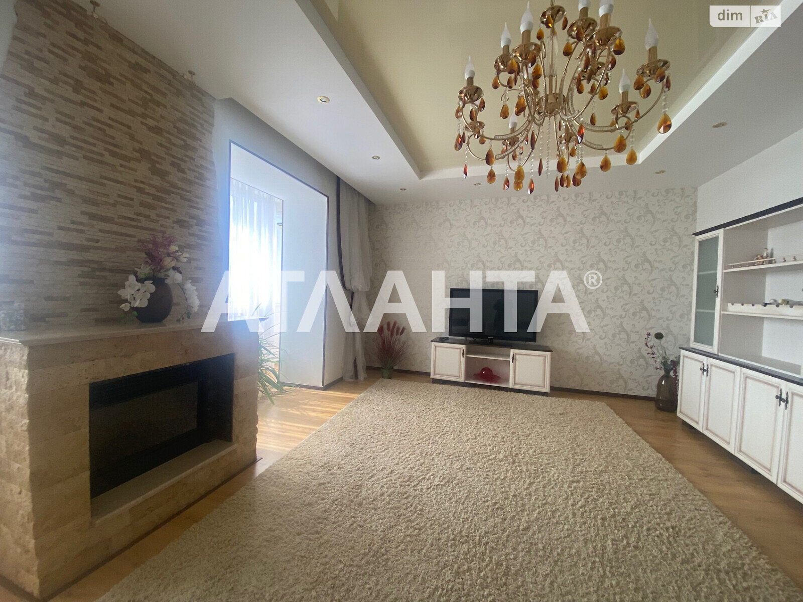 Продажа четырехкомнатной квартиры в Одессе, на ул. Солнечная, район Аркадия фото 1 Продажа четырехкомнатной квартиры в Одессе, на ул. Солнечная, район Аркадия фото 1