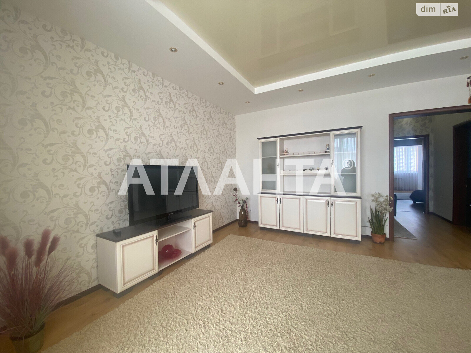 Продажа четырехкомнатной квартиры в Одессе, на ул. Солнечная, район Аркадия фото 1 Продажа четырехкомнатной квартиры в Одессе, на ул. Солнечная, район Аркадия фото 1
