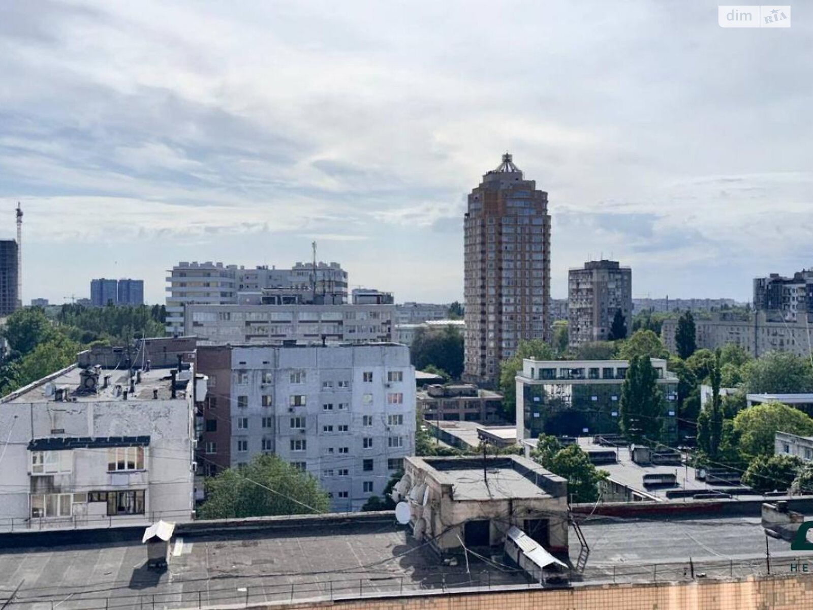 Продажа трехкомнатной квартиры в Одессе, на ул. Солнечная 4, район Аркадия фото 1
