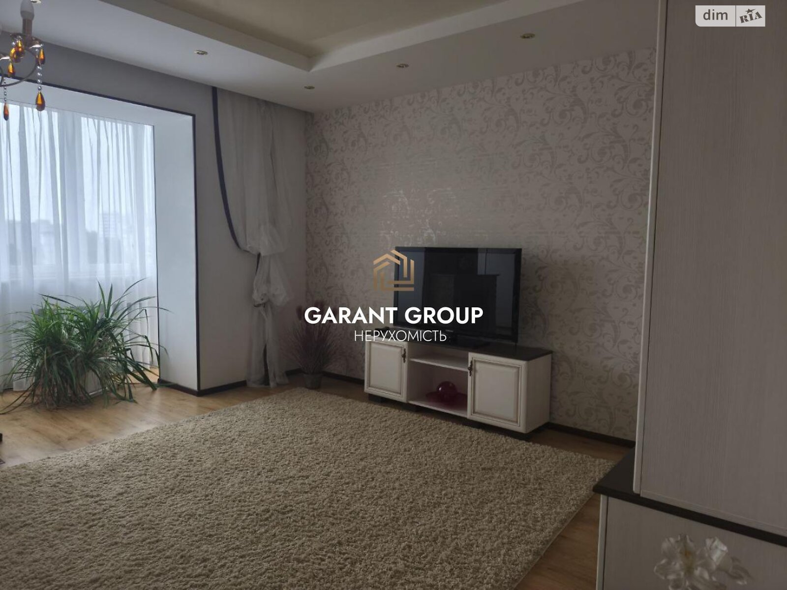 Продажа четырехкомнатной квартиры в Одессе, на ул. Солнечная, район Аркадия фото 1 Продажа четырехкомнатной квартиры в Одессе, на ул. Солнечная, район Аркадия фото 1