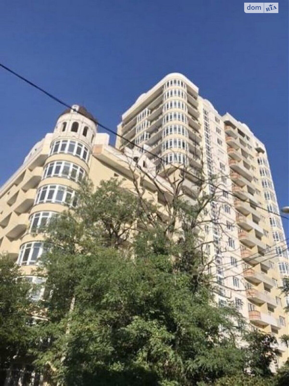 Продажа трехкомнатной квартиры в Одессе, на ул. Тенистая 3, район Аркадия фото 1