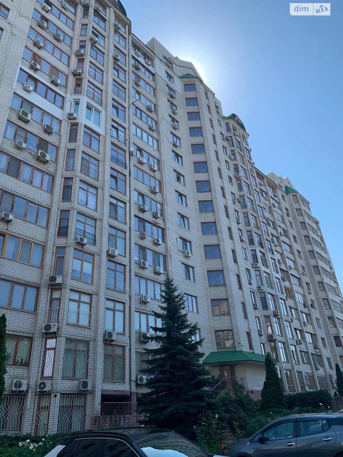 Продажа трехкомнатной квартиры в Одессе, на ул. Тенистая 15, район Аркадия фото 1