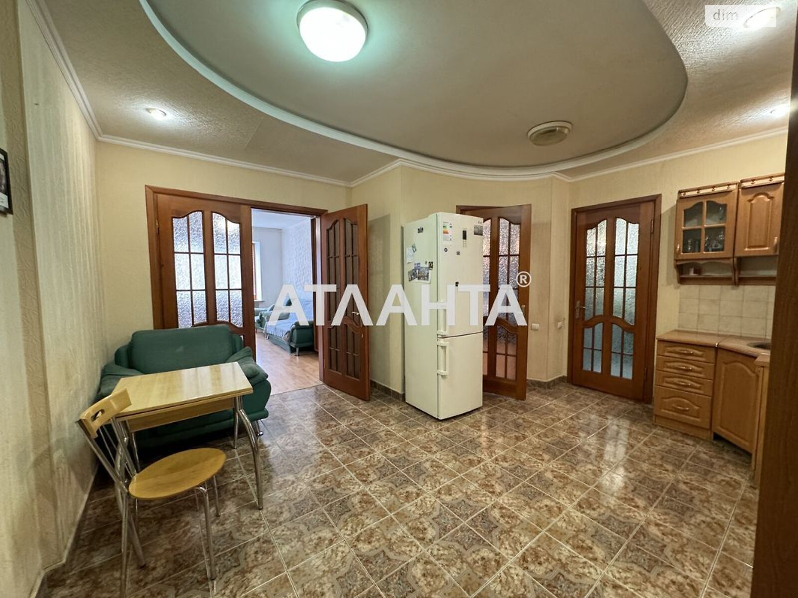 Продажа двухкомнатной квартиры в Одессе, на ул. Тенистая 15, район Аркадия фото 1 Продажа двухкомнатной квартиры в Одессе, на ул. Тенистая 15, район Аркадия фото 1