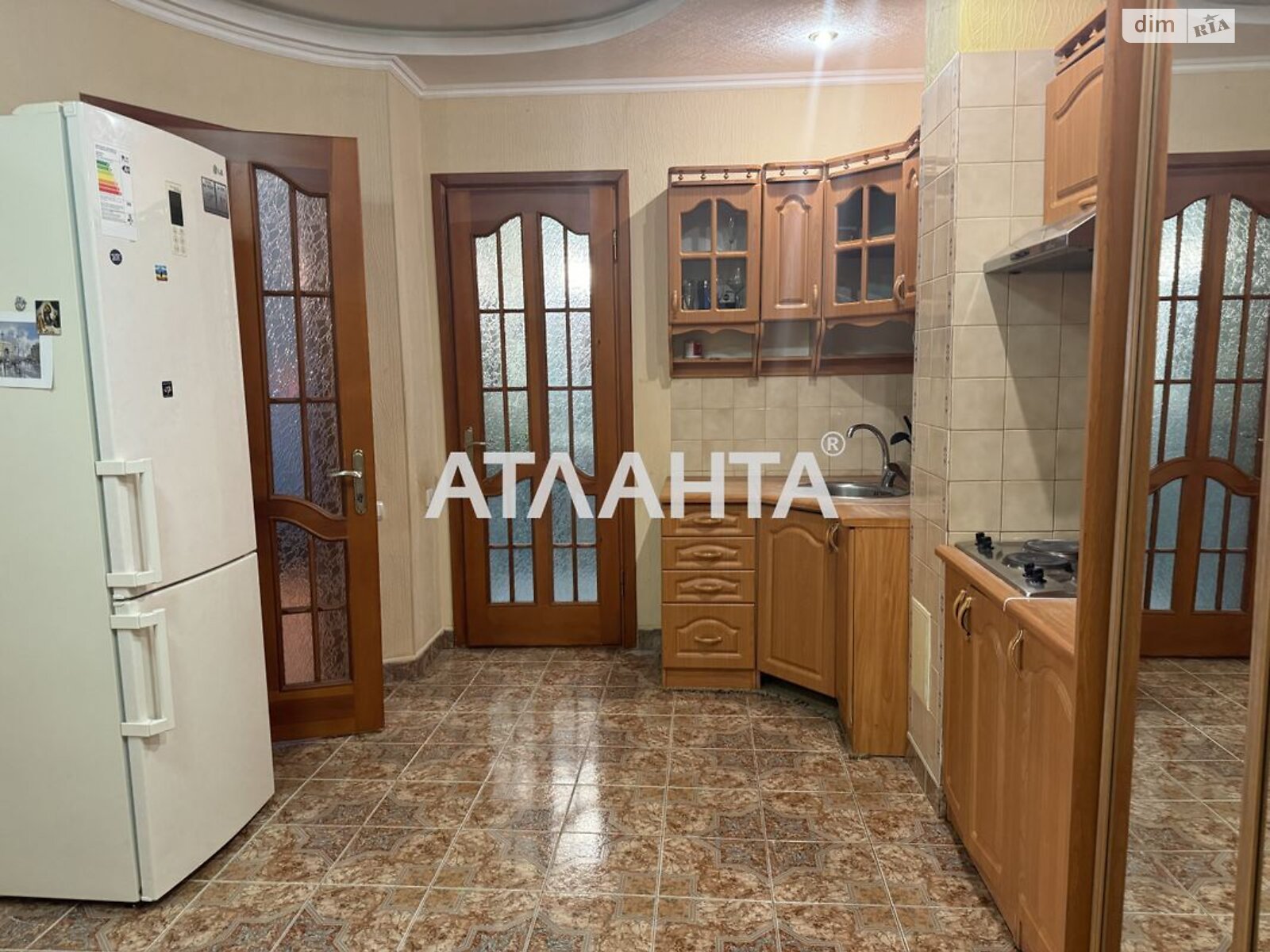 Продажа двухкомнатной квартиры в Одессе, на ул. Тенистая 15, район Аркадия фото 1 Продажа двухкомнатной квартиры в Одессе, на ул. Тенистая 15, район Аркадия фото 1